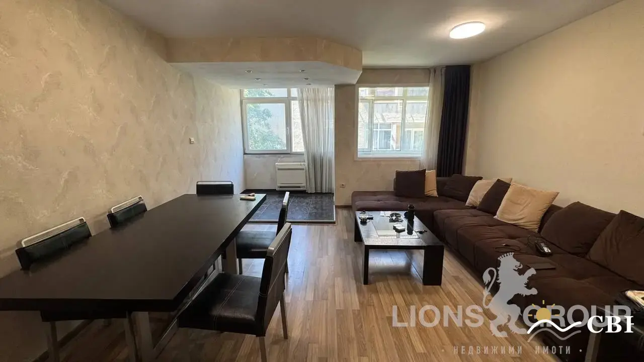 Apartment, 3-room, 170 m², in Varna. Photo 3 of 14. Varna, Black Sea, Bulgaria. Cheap Beach Holiday.
