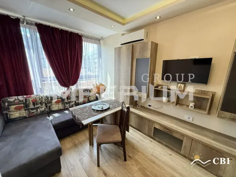 Apartment, 1-room, in Varna. Photo 1 of 14. Varna, Black Sea, Bulgaria. Cheap Beach Holiday.