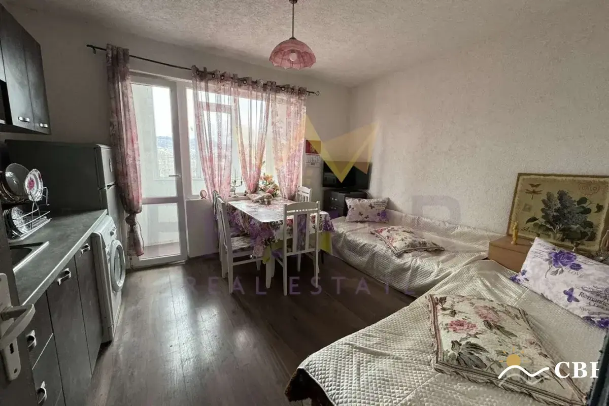Apartment, 3-room, 70 m², in Varna. Photo 2 of 14. Varna, Black Sea, Bulgaria. Cheap Beach Holiday.