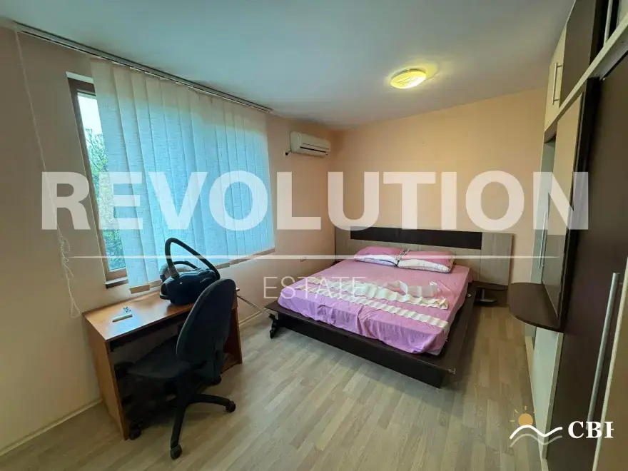 Apartment, 3-room, 80 m², in Varna. Photo 7 of 8. Varna, Black Sea, Bulgaria. Cheap Beach Holiday.