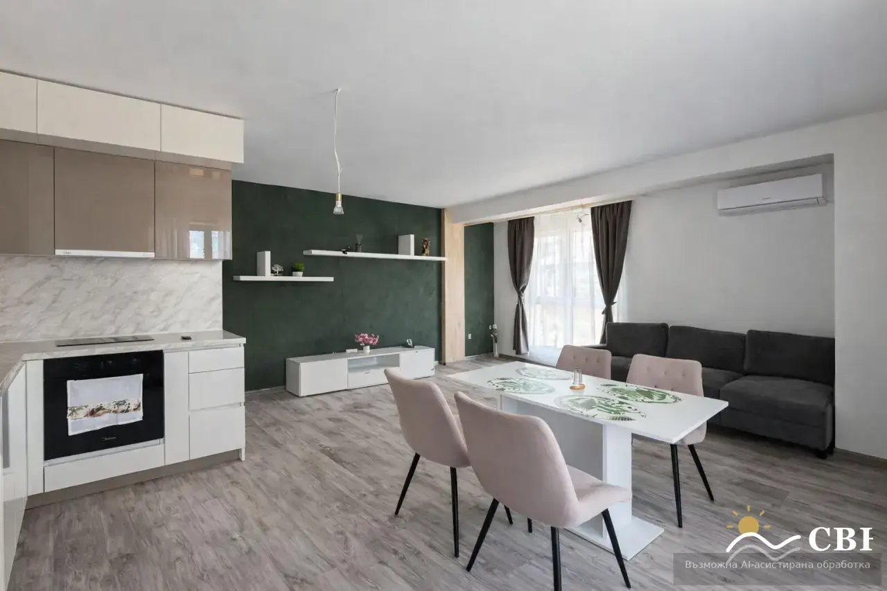 Apartment, 4-room, 151 m², in Varna. Photo 1 of 10. Varna, Black Sea, Bulgaria. Cheap Beach Holiday.