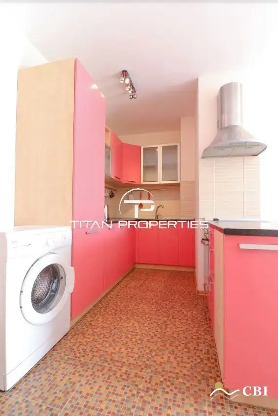 Apartment, 2-room, 55 m², in St. St. Konstantin and Elena. Photo 2 of 7. St. St. Konstantin and Elena, Black Sea, Bulgaria. Cheap Beach Holiday.