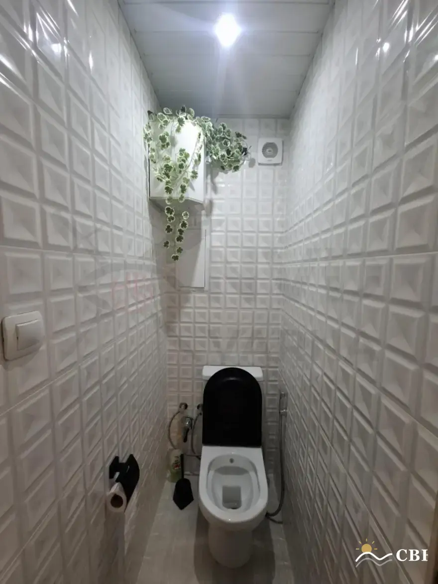Apartment, 3-room, 160 m², in Varna. Photo 6 of 7. Varna, Black Sea, Bulgaria. Cheap Beach Holiday.