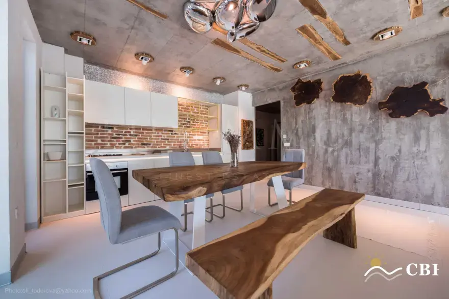 Apartment, 3-room, 122 m², in Varna. Photo 9 of 16. Varna, Black Sea, Bulgaria. Cheap Beach Holiday.