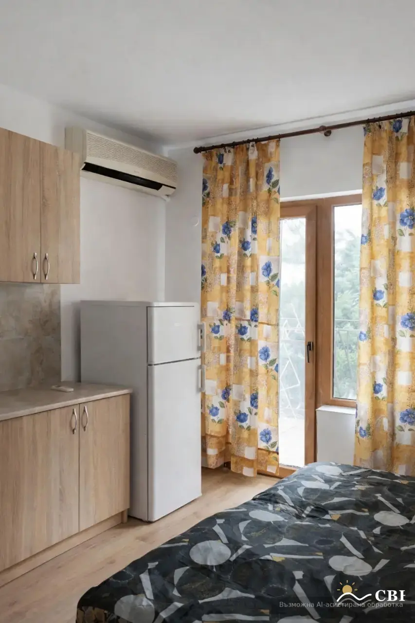 Apartment, 1-room, 30 m², in St. St. Konstantin and Elena. Photo 4 of 5. St. St. Konstantin and Elena, Black Sea, Bulgaria. Cheap Beach Holiday.