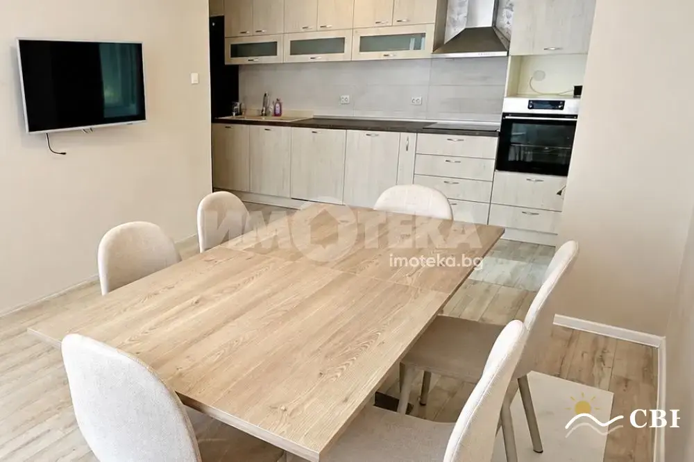 Apartment, 3-room, 100 m², in Varna. Photo 1 of 9. Varna, Black Sea, Bulgaria. Cheap Beach Holiday.
