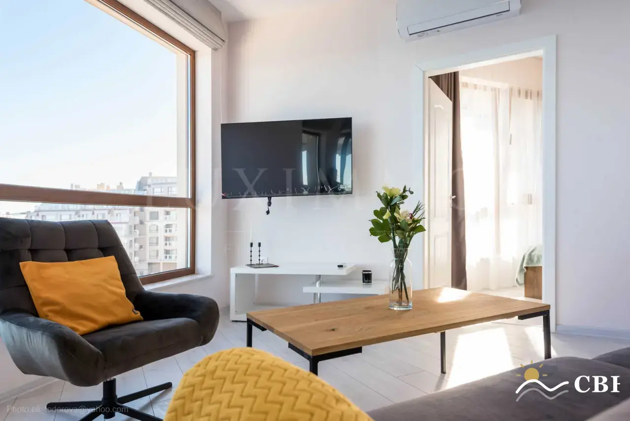 Apartment, 3-room, 108 m², in Varna. Photo 2 of 16. Varna, Black Sea, Bulgaria. Cheap Beach Holiday.