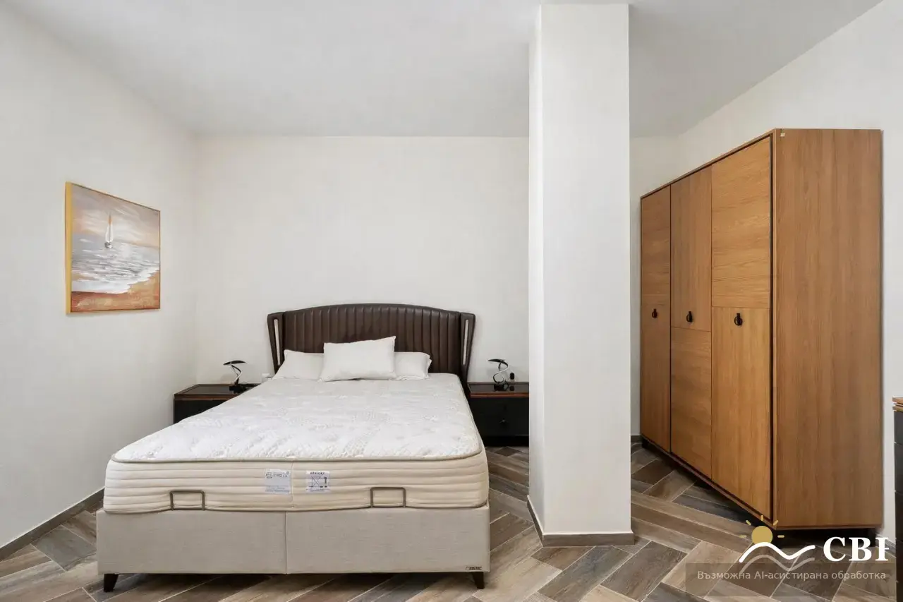 Apartment, 2-room, 88 m², in Burgas. Photo 6 of 12. Burgas, Black Sea, Bulgaria. Cheap Beach Holiday.