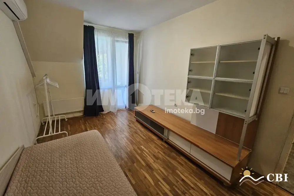 Apartment, 3-room, 85 m², in Varna. Photo 6 of 9. Varna, Black Sea, Bulgaria. Cheap Beach Holiday.