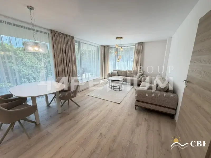 Apartment, 1-room, 13172.5 m², in St. St. Konstantin and Elena. Photo 1 of 13. St. St. Konstantin and Elena, Black Sea, Bulgaria. Cheap Beach Holiday.