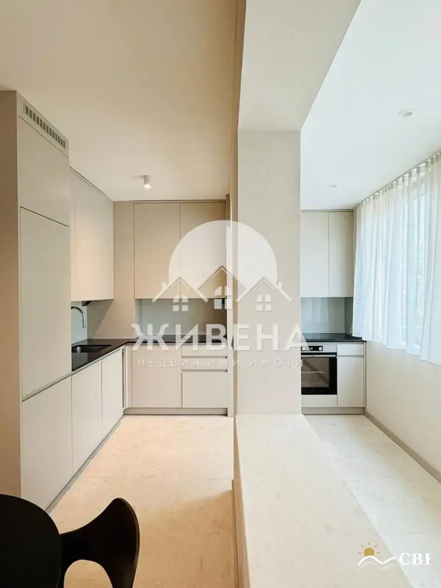 Apartment, 3-room, 110 m², in Varna. Photo 1 of 14. Varna, Black Sea, Bulgaria. Cheap Beach Holiday.