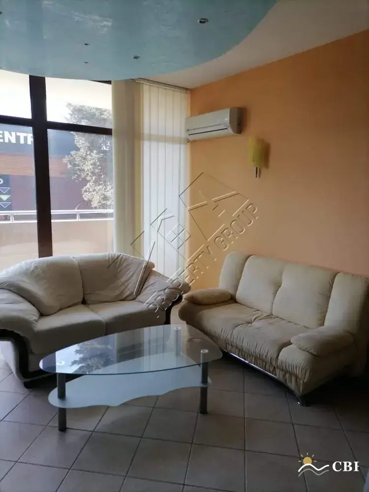 Apartment, 2-room, 100 m², in Sunny Beach. Photo 2 of 8. Sunny Beach, Black Sea, Bulgaria. Cheap Beach Holiday.