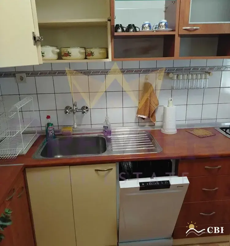 Apartment, 3-room, 82 m², in Varna. Photo 2 of 16. Varna, Black Sea, Bulgaria. Cheap Beach Holiday.