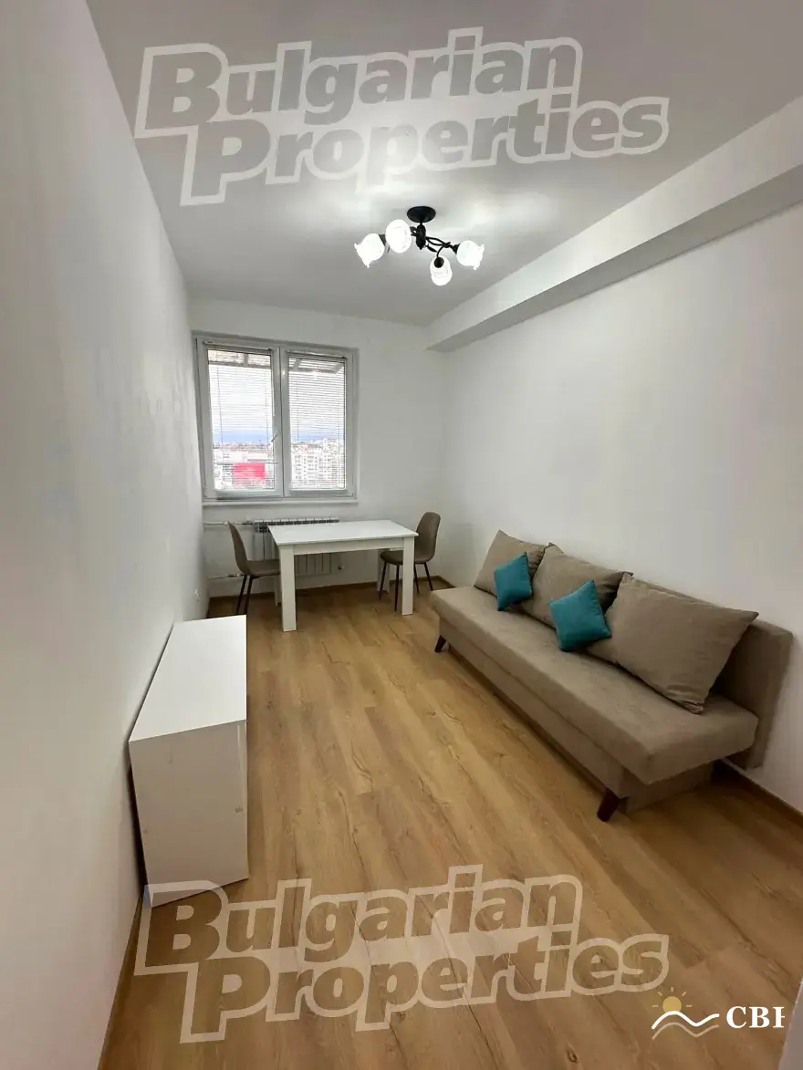 Apartment, 2-room, 36 m², in Varna. Photo 2 of 9. Varna, Black Sea, Bulgaria. Cheap Beach Holiday.