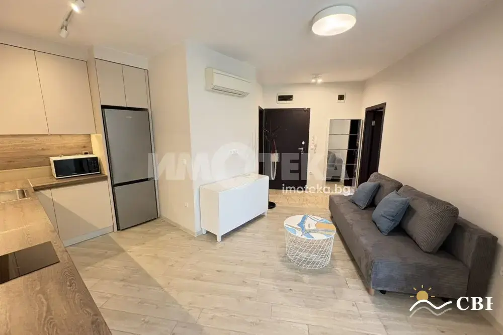 Apartment, 2-room, 55 m², in Varna. Photo 3 of 13. Varna, Black Sea, Bulgaria. Cheap Beach Holiday.