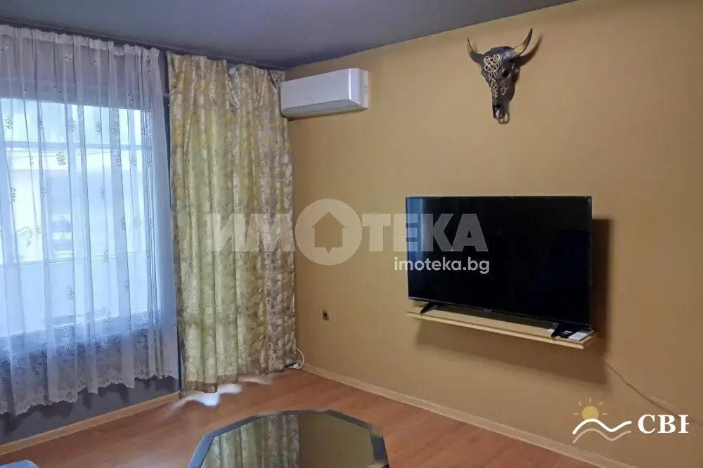Apartment, 2-room, 40 m², in Varna. Photo 2 of 5. Varna, Black Sea, Bulgaria. Cheap Beach Holiday.