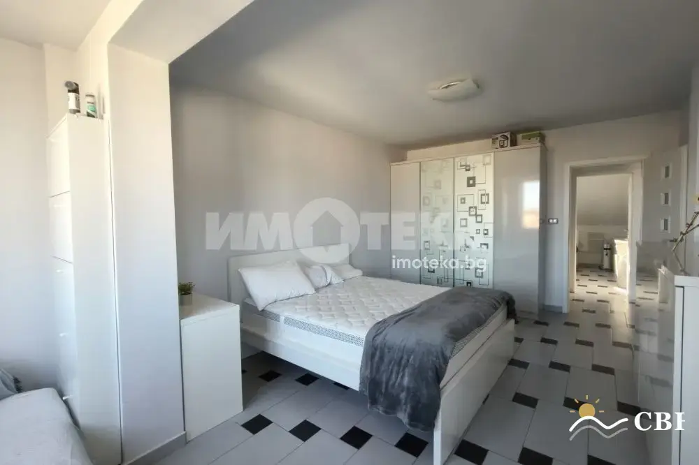 Apartment, 3-room, 144 m², in Varna. Photo 3 of 14. Varna, Black Sea, Bulgaria. Cheap Beach Holiday.