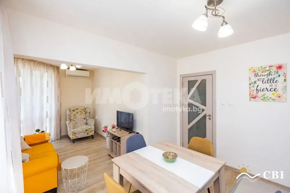 Apartment, 3-room, 90 m², in Varna. Photo 3 of 15. Varna, Black Sea, Bulgaria. Cheap Beach Holiday.