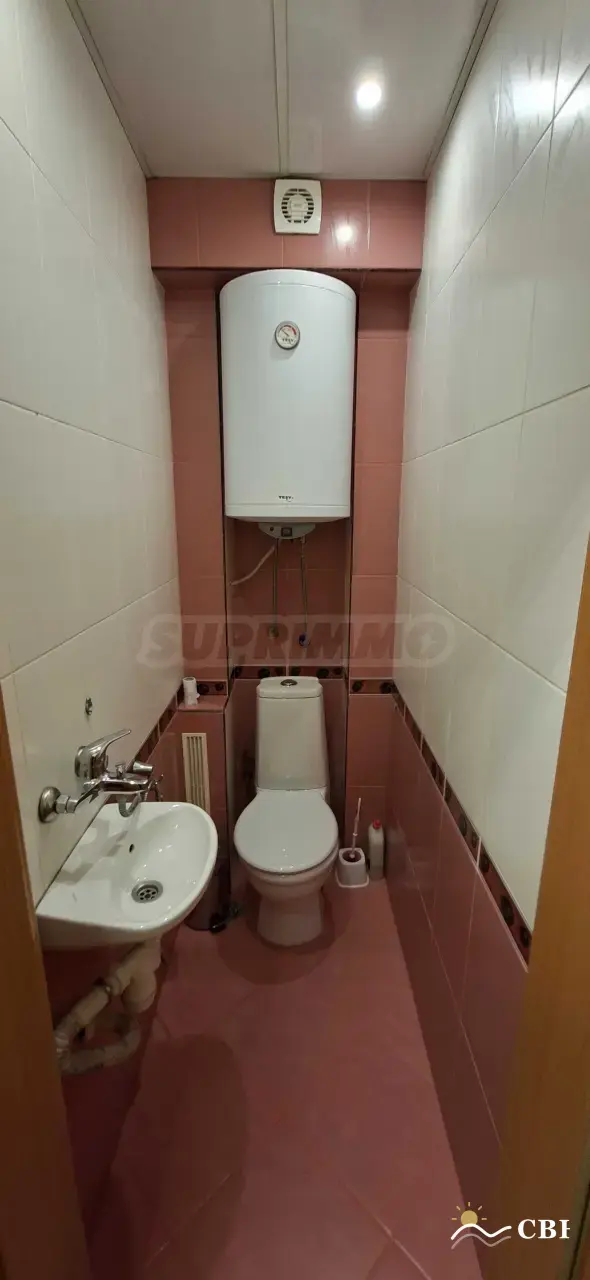 Apartment, 3-room, 90 m², in Varna. Photo 8 of 12. Varna, Black Sea, Bulgaria. Cheap Beach Holiday.