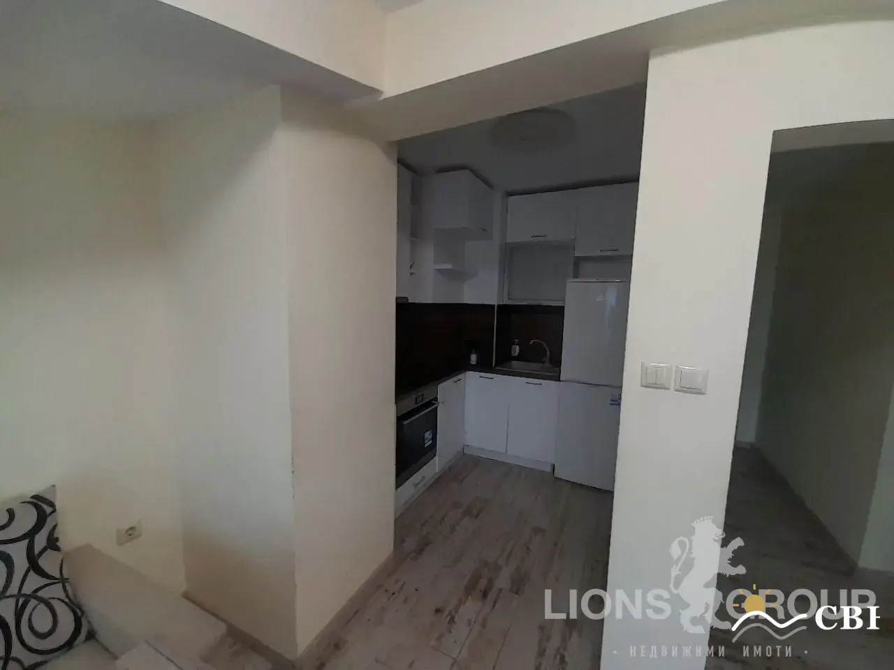 Apartment, 3-room, 100 m², in Varna. Photo 2 of 14. Varna, Black Sea, Bulgaria. Cheap Beach Holiday.