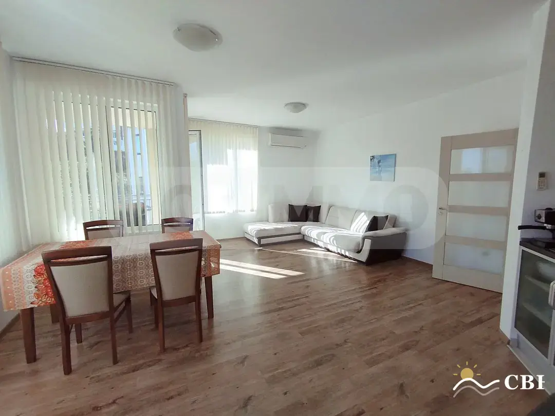 Apartment, 3-room, 125 m², in St. St. Konstantin and Elena. Photo 2 of 11. St. St. Konstantin and Elena, Black Sea, Bulgaria. Cheap Beach Holiday.