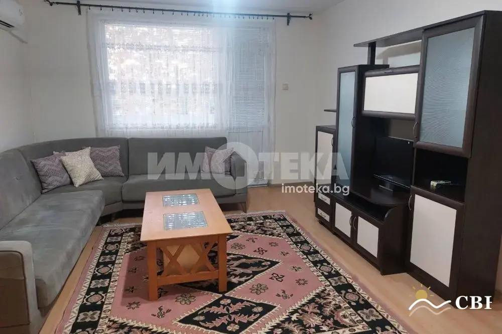 Apartment, 2-room, 70 m², in Pomorie. Photo 3 of 10. Pomorie, Black Sea, Bulgaria. Cheap Beach Holiday.