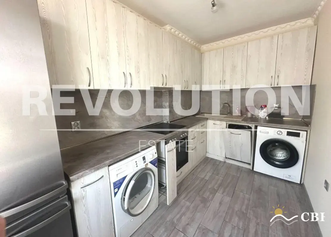Apartment, 4-room, 110 m², in Vinitsa. Photo 1 of 13. Vinitsa, Black Sea, Bulgaria. Cheap Beach Holiday.