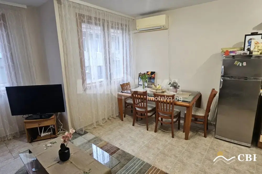 Apartment, 3-room, 75 m², in Varna. Photo 3 of 13. Varna, Black Sea, Bulgaria. Cheap Beach Holiday.