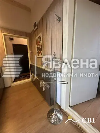 Apartment, 1-room, 44 m², in Burgas. Photo 7 of 11. Burgas, Black Sea, Bulgaria. Cheap Beach Holiday.