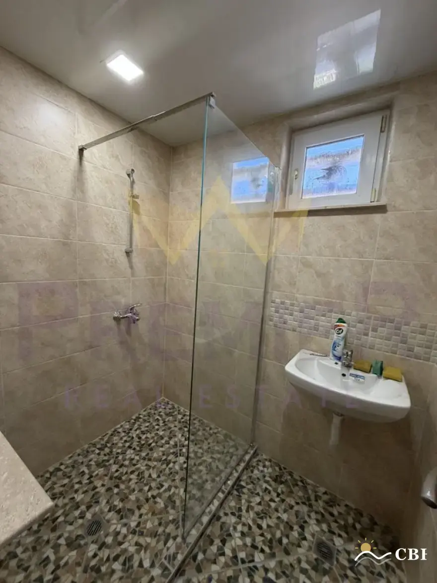 Apartment, 3-room, 100 m², in Vinitsa. Photo 5 of 13. Vinitsa, Black Sea, Bulgaria. Cheap Beach Holiday.