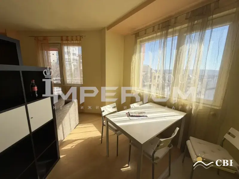 Apartment, 1-room, 24807 m², in Varna. Photo 1 of 14. Varna, Black Sea, Bulgaria. Cheap Beach Holiday.