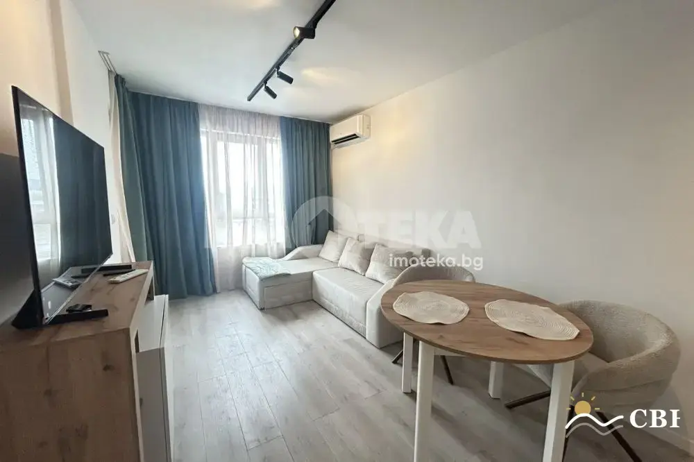 Apartment, 2-room, 65 m², in Varna. Photo 3 of 12. Varna, Black Sea, Bulgaria. Cheap Beach Holiday.