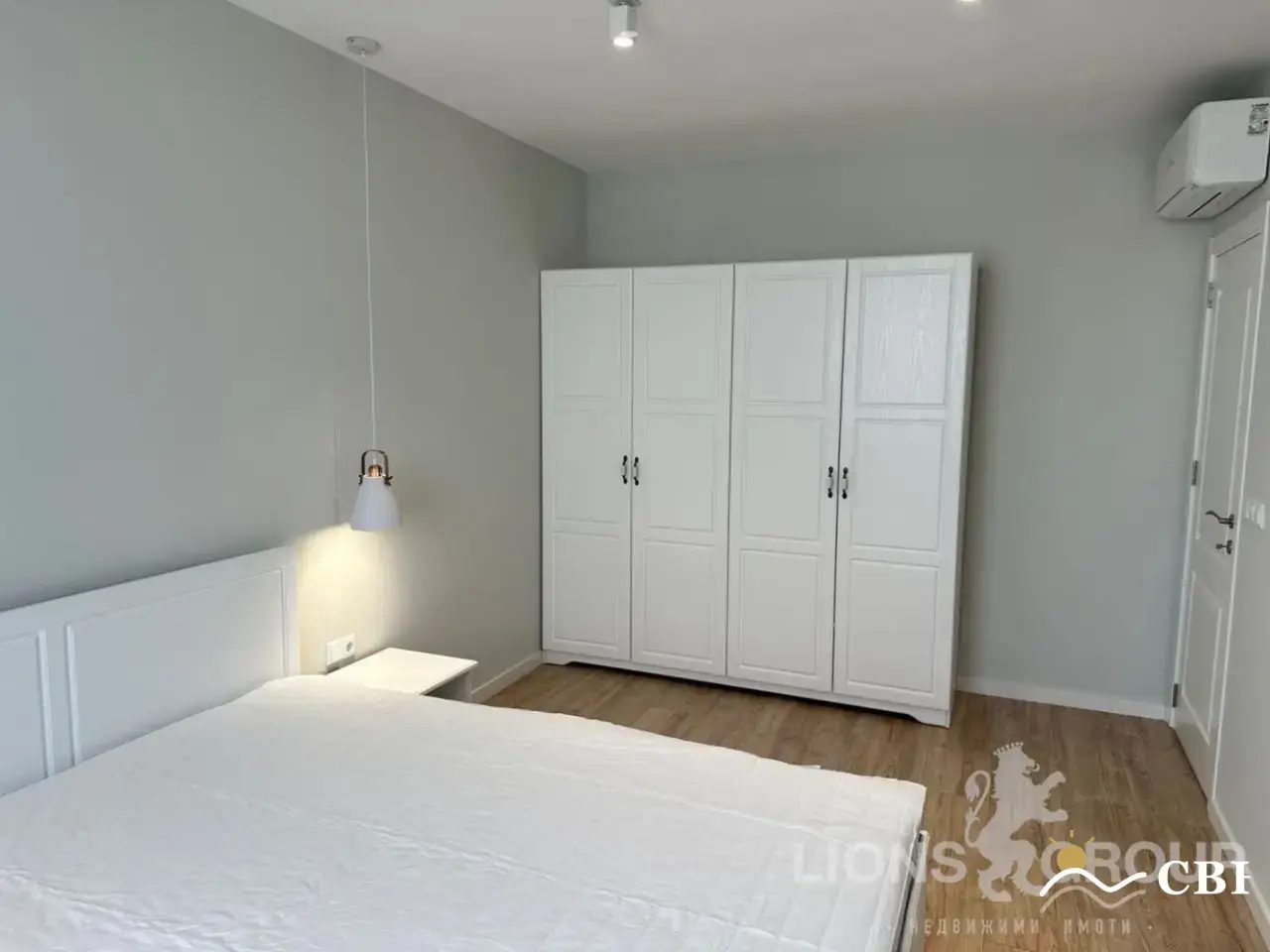 Apartment, 3-room, 102 m², in Varna. Photo 7 of 13. Varna, Black Sea, Bulgaria. Cheap Beach Holiday.