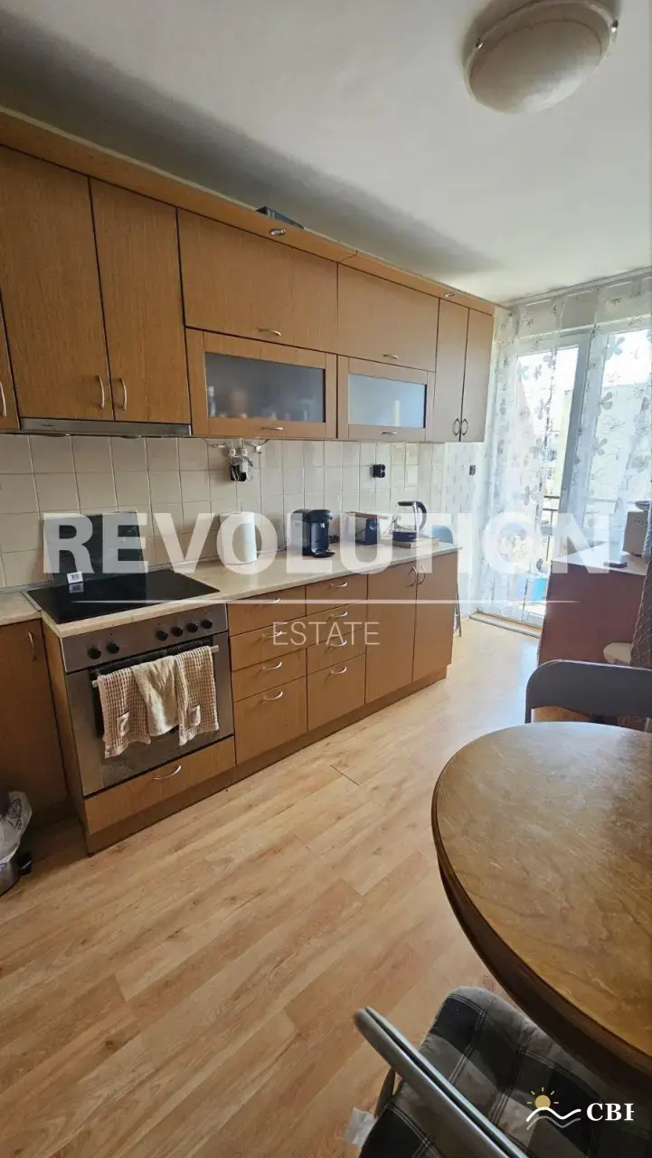 Apartment, 3-room, 75 m², in Varna. Photo 4 of 10. Varna, Black Sea, Bulgaria. Cheap Beach Holiday.