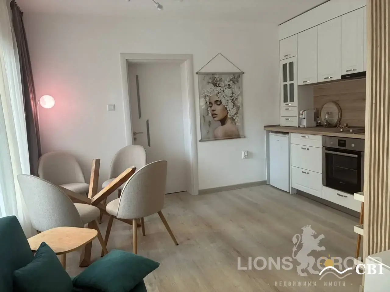 Apartment, 3-room, 75 m², in Varna. Photo 2 of 14. Varna, Black Sea, Bulgaria. Cheap Beach Holiday.