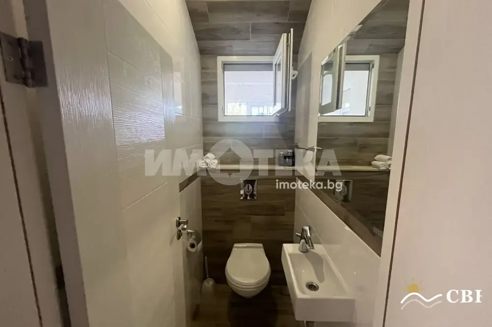 Apartment, 3-room, 90 m², in Varna. Photo 9 of 10. Varna, Black Sea, Bulgaria. Cheap Beach Holiday.