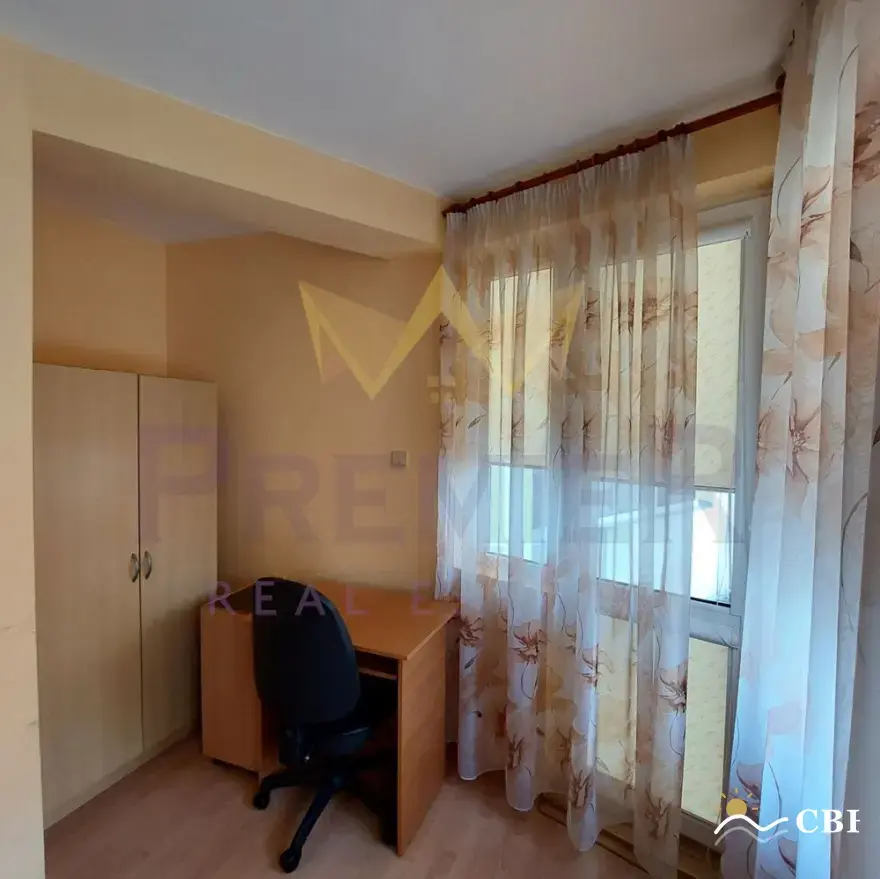 Apartment, 3-room, 86 m², in Varna. Photo 9 of 11. Varna, Black Sea, Bulgaria. Cheap Beach Holiday.