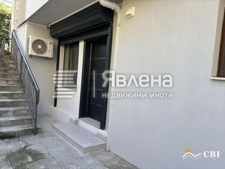 Apartment, 1-room, 25 m², in Burgas. Photo 8 of 8. Burgas, Black Sea, Bulgaria. Cheap Beach Holiday.