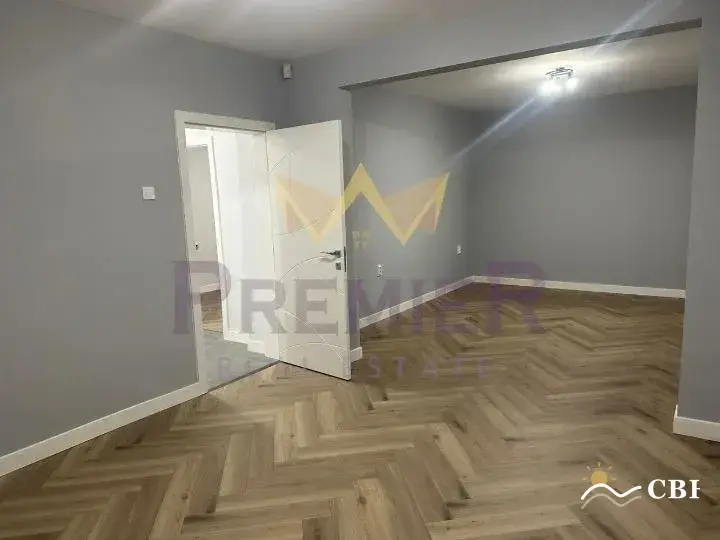 Apartment, 4-room, 120 m², in Varna. Photo 6 of 15. Varna, Black Sea, Bulgaria. Cheap Beach Holiday.
