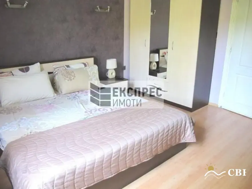 Apartment, 3-room, 200 m², in Varna. Photo 8 of 12. Varna, Black Sea, Bulgaria. Cheap Beach Holiday.