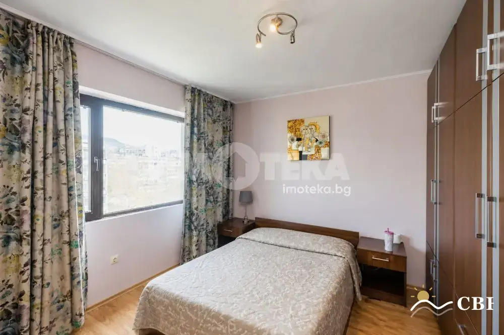 Apartment, 3-room, 70 m², in Varna. Photo 7 of 12. Varna, Black Sea, Bulgaria. Cheap Beach Holiday.