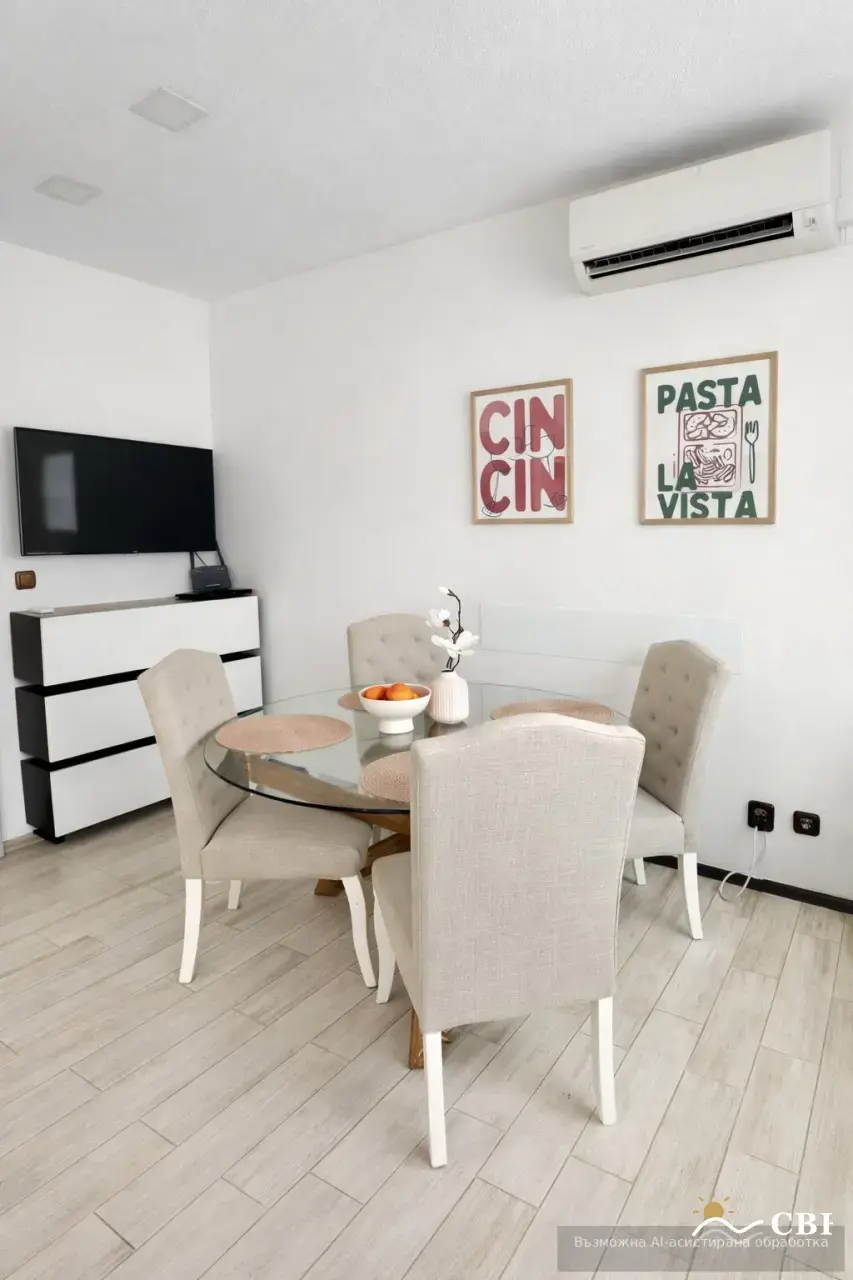 Apartment, 3-room, 90 m², in Varna. Photo 3 of 8. Varna, Black Sea, Bulgaria. Cheap Beach Holiday.
