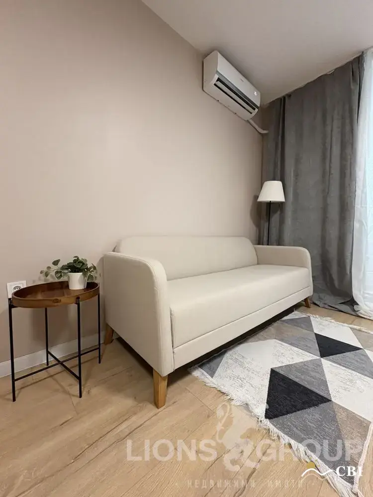 Apartment, 2-room, 65 m², in Varna. Photo 1 of 16. Varna, Black Sea, Bulgaria. Cheap Beach Holiday.