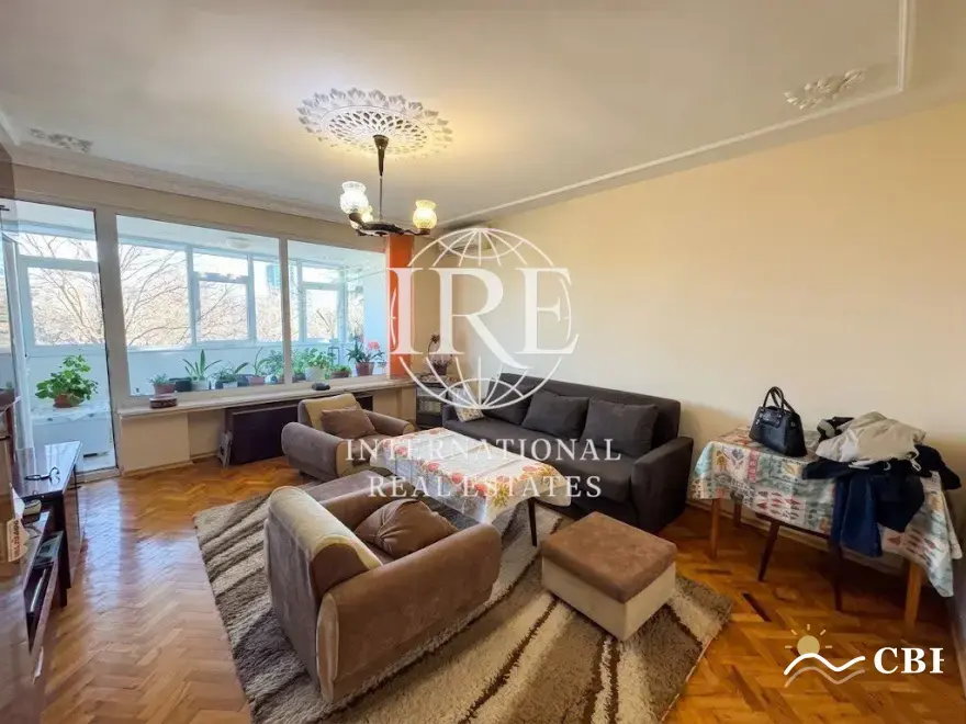 Apartment, 4-room, 100 m², in Varna. Photo 1 of 11. Varna, Black Sea, Bulgaria. Cheap Beach Holiday.
