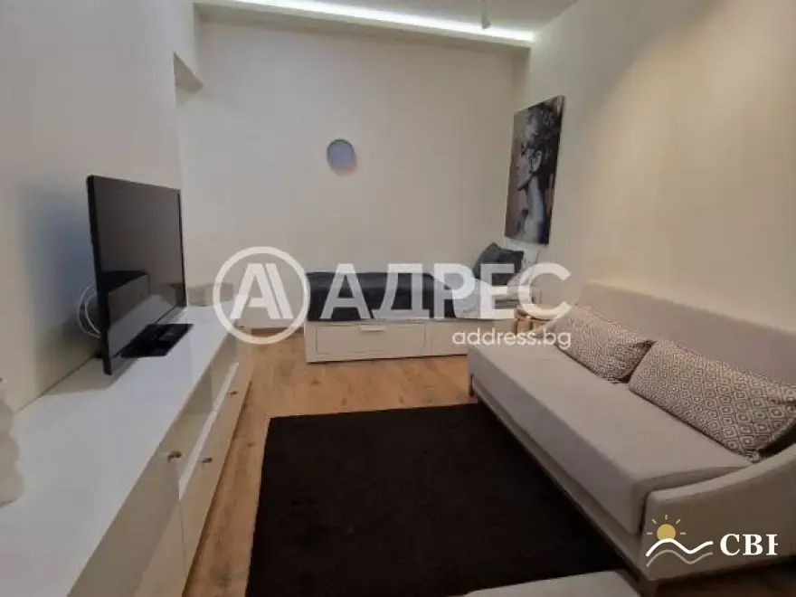Apartment, 1-room, 40 m², in Varna. Photo 3 of 9. Varna, Black Sea, Bulgaria. Cheap Beach Holiday.