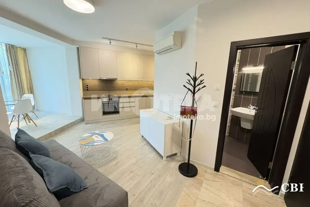 Apartment, 2-room, 55 m², in Varna. Photo 1 of 13. Varna, Black Sea, Bulgaria. Cheap Beach Holiday.