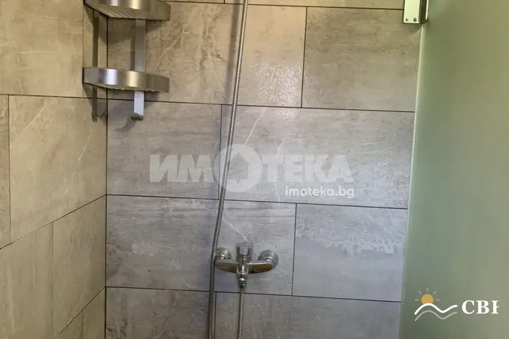 House, 1-room, 150 m², in Vinitsa. Photo 4 of 15. Vinitsa, Black Sea, Bulgaria. Cheap Beach Holiday.