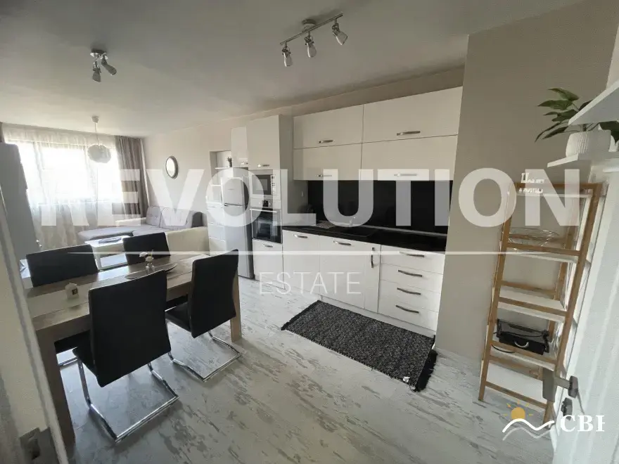Apartment, 2-room, 80 m², in Varna. Photo 4 of 9. Varna, Black Sea, Bulgaria. Cheap Beach Holiday.