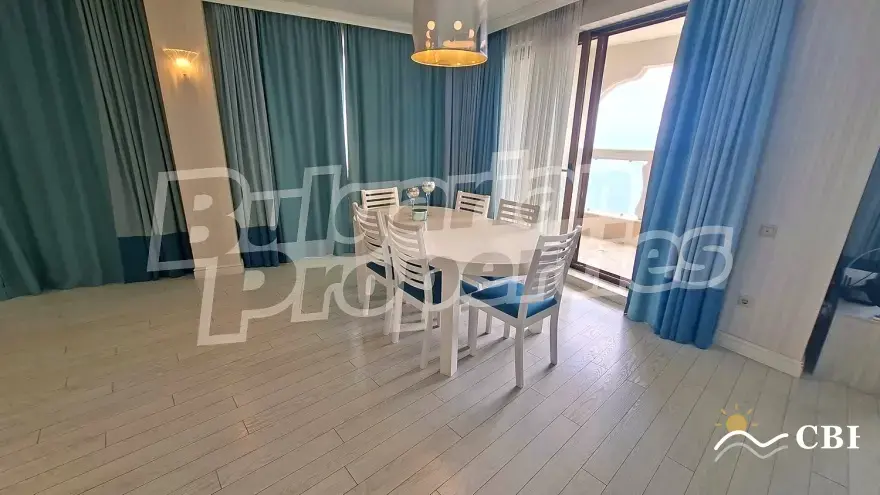 Apartment, 4-room, 120 m², in Gradina. Photo 2 of 16. Gradina, Black Sea, Bulgaria. Cheap Beach Holiday.