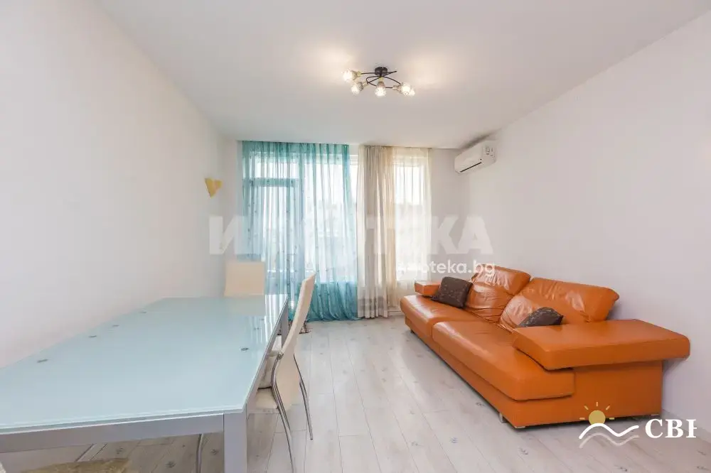 Apartment, 1-room, 110 m², in Varna. Photo 5 of 16. Varna, Black Sea, Bulgaria. Cheap Beach Holiday.